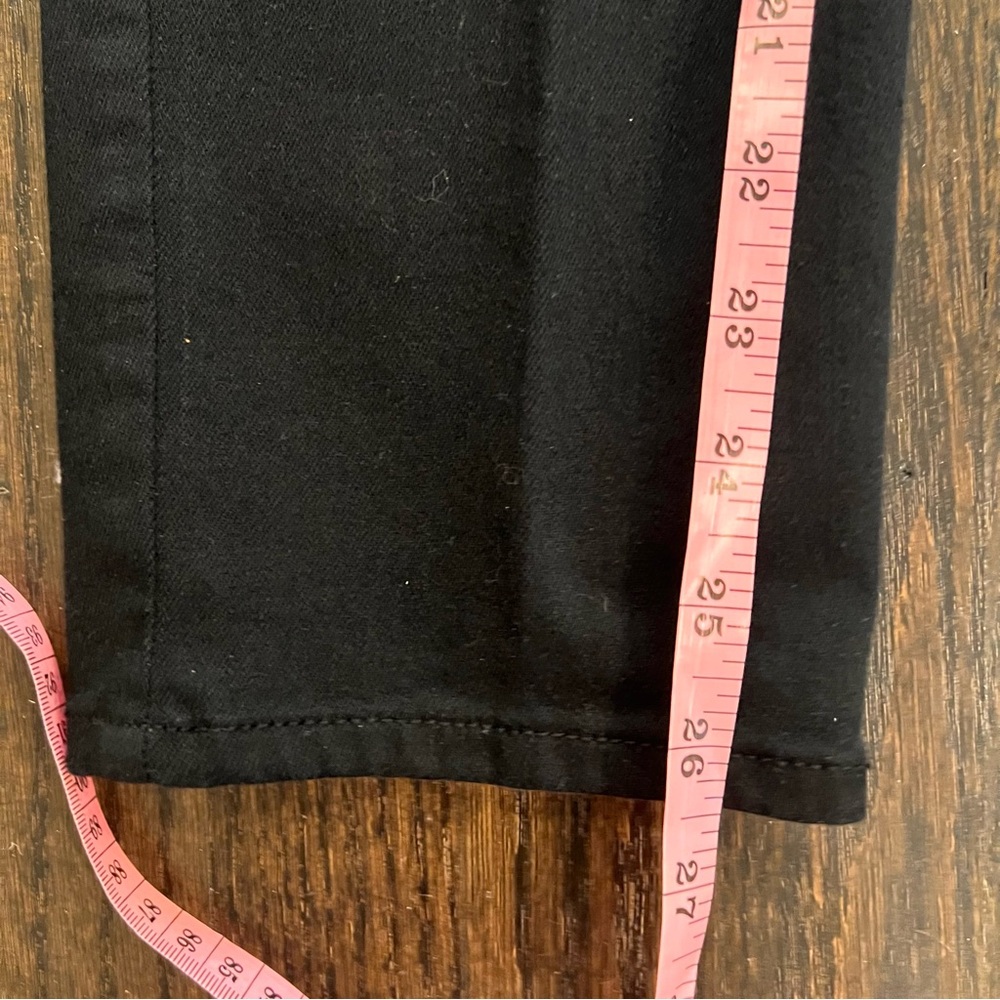 Chico's Black So Slimming Girlfriend Slim Leg Jeans Size 4 - Picture 8 of 9
